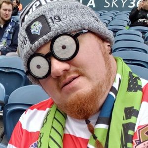 Meet your Posher, Scott